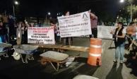 Damnificados del 19-S protestan, instalan campamento y bloquean Tlalpan