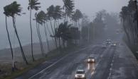 Pronostican tormentas en 12 estados por dos ondas tropicales
