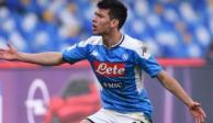 El atacante mexicano en un partido con el Napoli.