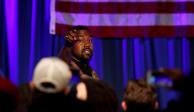 El rapero estadounidense Kanye West, al celebrar este domingo su primer mitin en Charleston, Carolina del Sur.