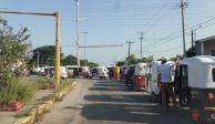 Transportistas bloquean diversos puntos carreteros en Oaxaca