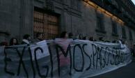 Artistas protestan frente a Palacio Nacional