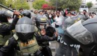 Unas 30 personas fueron detenidas y llevadas a dos comisarías en Perú.