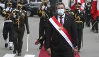 Manuel Merino, luego de jurar como nuevo presidente de Perú en el Congreso de Lima, ayer.