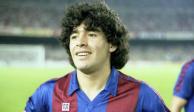 Diego Armando Maradona en un partido con el Barcelona.