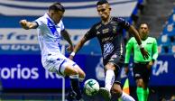 Una acción del duelo entre Puebla y León de la Liguilla de la Liga MX