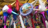 Piñatas que se venden en el mercado de la Merced.