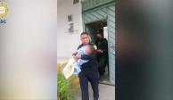 Oficiales dieron los primeros auxilios al pequeño, que no respiraba