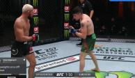 Una acción de la pelea de Brandon Moreno y Deiveson Figueiredo en UFC 256
