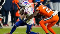 Una acción del duelo entre los Bills de Buffalo y los Broncos de Denver