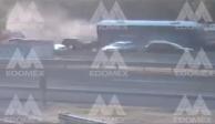Choque múltiple entre 10 vehículos que circulaban sobre la autopista México-Pachuca.