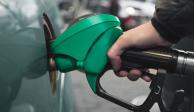 Las gasolinas reportaron su mayor alza de precio.