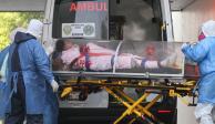 Ingreso de una mujer encapsulada al área de urgencias por COVID-19 en el Hospital de los Venados.