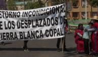 Alrededor de 300 triquis de Tierra Blanca Copala, Oaxaca arribaron a la Ciudad de México la noche del miércoles.