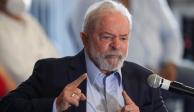 El expresidente brasileño Luiz Inácio Lula da Silva dio su primer discurso después de que se anularon sus condenas por corrupción. Criticó las medidas contra COVID-19 de Bolsonaro.