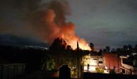 El incendio en Xochimilco fue reportado este jueves en torno a las 21:00 horas.