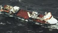 Autoridades marítimas informaron que un barco carguero holandés, "Eemslift Hendrika", flotaba a la deriva el martes frente a las costas noruegas..