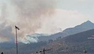La tarde de este lunes 12 de abril se registra un incendio en la Sierra de Guadalupe, en Coacalco.