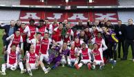 Edson Álvarez y el Ajax se consagran como campeones de la Copa de Países Bajos.