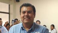 Martín Camargo de la Peña, candidato del PAN a la presidencia municipal de Tlacotepec de Benito Juárez, Puebla, recibió la vacuna contra COVID-19 este domingo pese a no rebasar siquiera los 40 años de edad.