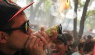 Como parte de las celebraciones del Día de la Marihuana, personas en pro de la legalización de la cannabis organizaron diversos plantones y fumatones 4/20 en diversas partes de la República Mexicana