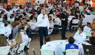 Ernesto Gándara,&nbsp;candidato de la alianza Va por Sonora, durante un discurso en Sonoyta.