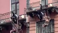Pareja discute en balcón y cae de segundo piso en Rusia