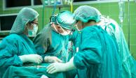 Médicos transplantan corazones de muertos por COVID-19 sin contagiar a los receptores