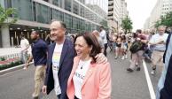 Kamala Harris, vicepresidenta de EU, se unió al Capital Pride 2021, en compañía de su esposo