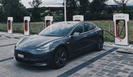 El Model 3 de Tesla se convirtió en el primer vehículo eléctrico en liderar las ventas mensuales de automóviles en Europa.
