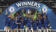 Futbolistas del Chelsea festejan su coronación en la Champions League el pasado 29 de mayo.