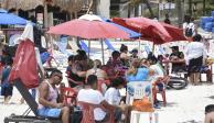 La imagen de archivo muestra un aspecto de la Playa gaviota azul, ante la llegada de cientos de turistas a Cancún, tanto nacionales como extranjeros en semana santa