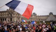 Miles de personas se manifestaron en distintos puntos de Francia contra las medidas establecidas por el gobierno de Emmanuel Macron sobre la vacunación contra COVID-19.