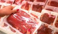 Mujer se roba casi mil dólares en fajitas para carne asada