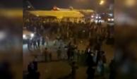Estados Unidos controla el aeropuerto de Kabul; retira a sus ciudadanos y aliados