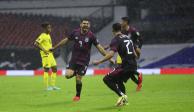 Henry Martín festeja el gol con el que México venció a Jamaica en su primer partido rumbo a Qatar 2022.