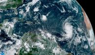 El huracán "Larry" presenta vientos que se extienden desde el centro hacia afuera  hasta 75 km y 260 kilómetros, con fuerza de tormenta tropical.