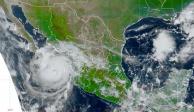 El Servicio Metereológico Nacional prevé que el huracán Olaf toque tierra este jueves.