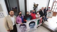 Durante el encuentro se dio a conocer una escultura que da nombre al salón Ayotzinapa ubicado en el edificio de Cobián de la Secretaría de Gobernación (Segob)