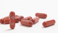 La FDA estudiará los datos de la compañía sobre la seguridad y efectividad de la píldora contra COVID llamada molnupiravir.