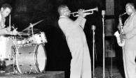 Max Roach, Dizzy Gillespie y Charlie Parker en Massey Hall, 1953.