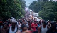 Continúa el avance de la caravana de migrantes, en su mayoría centroamericanos, que partió hace unos días de Tapachula. Se estima que los caminantes arriben el día de hoy al municipio de Escuintla