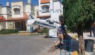 Una avioneta fumigadora se desplomó en la colonia Gran Hacienda, calle Quinta Real las Magnolias, Celaya, Guanajuato.