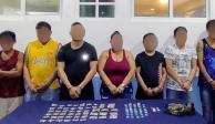 La Fiscalía General del Estado de Quintana Roo practicó cateos en tres inmuebles, aseguró diversos tipos de droga, 123 cartuchos y puso a disposición del Ministerio Público a 15 personas en Tulum