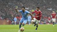 Una acción del duelo entre Manchester United y Manchester City de la Premier League