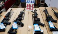 En la imagen, rifles AR-15 en venta. México emprendió acciones legales contra fabricantes de armas en Estados Unidos y ahora enfrenta el litigio correspondiente