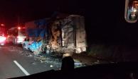 El accidente en la Carretera Federal 95 fue dado a conocer a las 6:15 horas por la Guardia Nacional