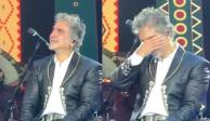 Alejandro Fernández se desmorona en concierto, su papá está en un "momento crítico"