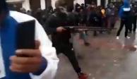 En redes sociales circuló un video en donde un grupo de hombres armados ingresó a la plaza central en Oxchuc, Chiapas, y lanzó disparos al aire.
