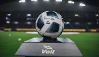 El balón con el que se jugó la Liguilla del pasado Torneo Grita México Apertura 2021 de la Liga MX.